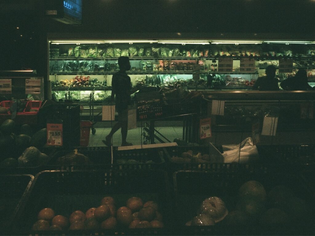 Variedad de alimentos frescos en Lleida