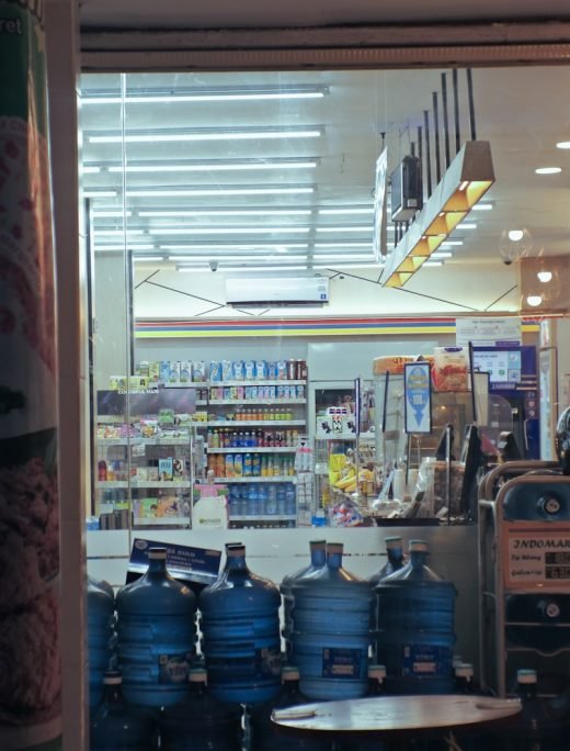 Atención al cliente en tienda Lleida
